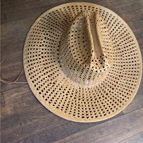 NEW! Rare Lack of Color honeycomb straw  strap rancher - Picture 1 of 4